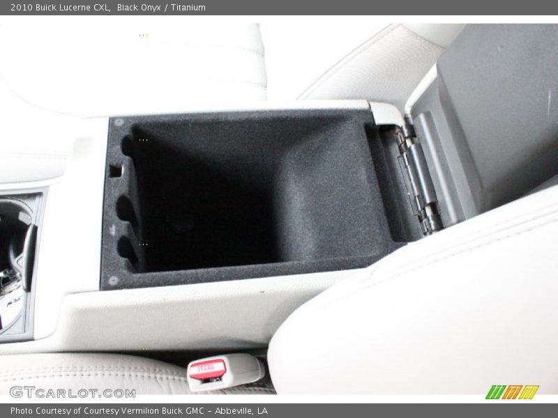 Black Onyx / Titanium 2010 Buick Lucerne CXL
