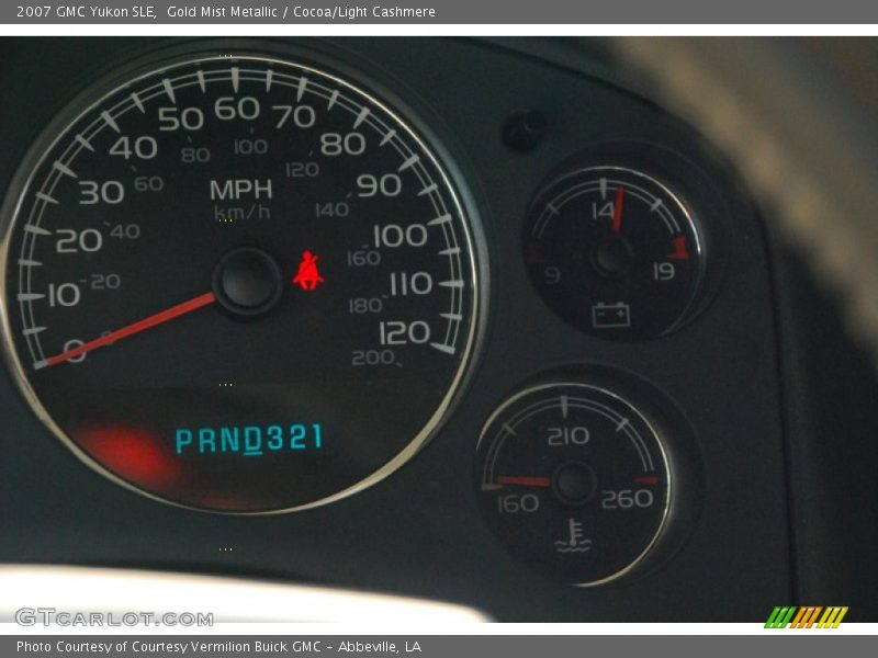 Gold Mist Metallic / Cocoa/Light Cashmere 2007 GMC Yukon SLE