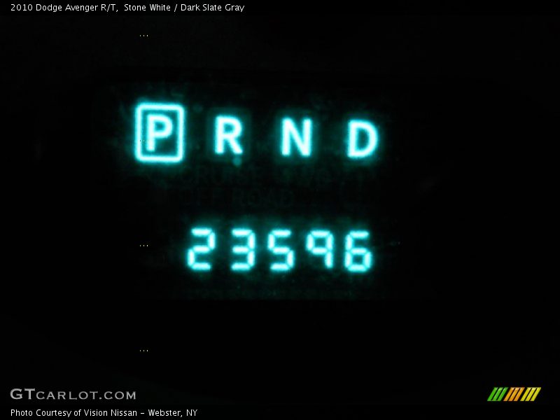 Stone White / Dark Slate Gray 2010 Dodge Avenger R/T
