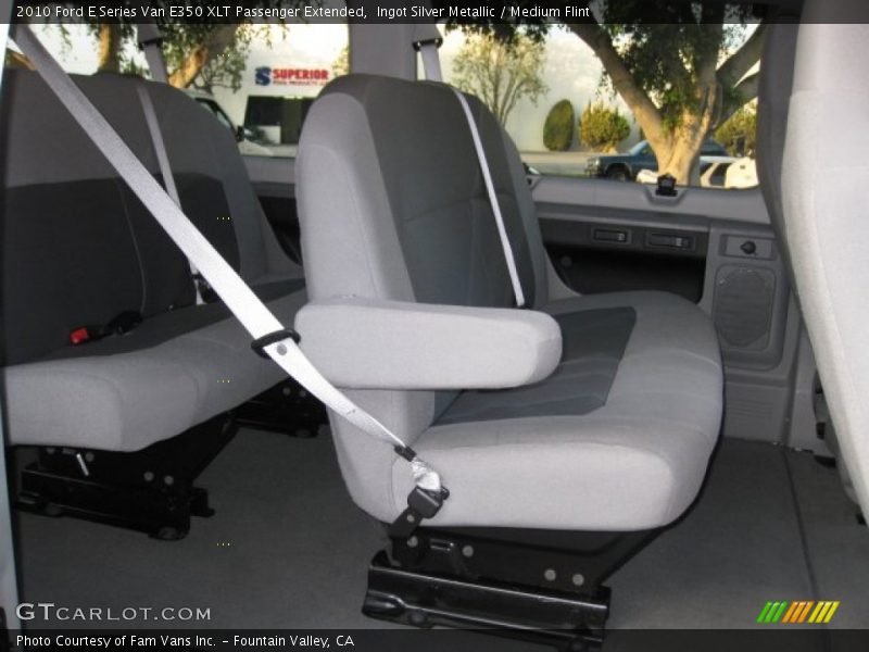 Ingot Silver Metallic / Medium Flint 2010 Ford E Series Van E350 XLT Passenger Extended