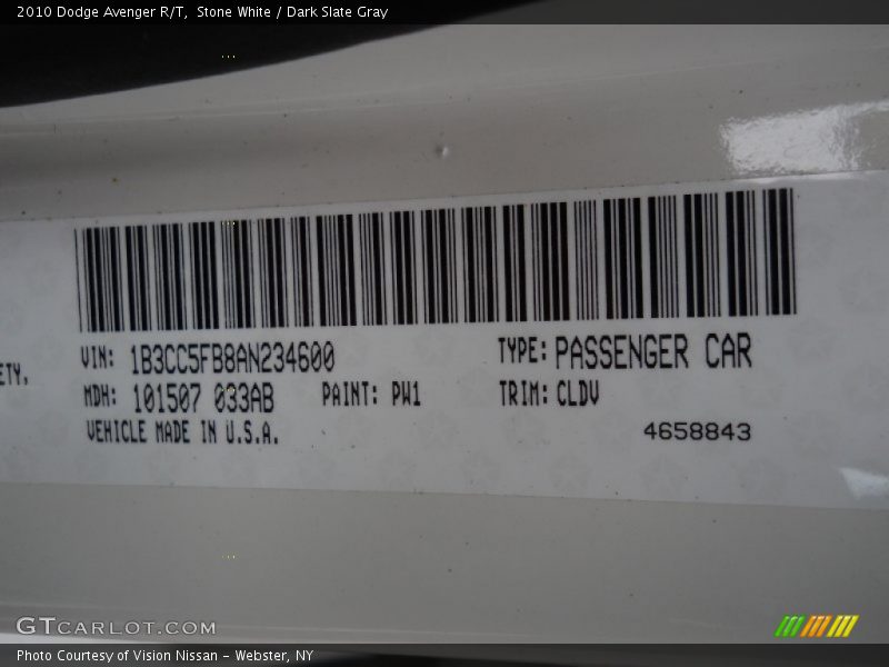 Stone White / Dark Slate Gray 2010 Dodge Avenger R/T