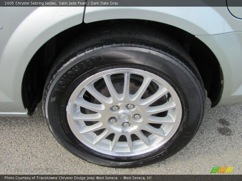 Satin Jade Pearl / Dark Slate Gray 2005 Chrysler Sebring Sedan