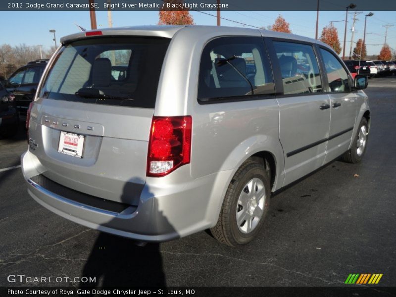 Bright Silver Metallic / Black/Light Graystone 2012 Dodge Grand Caravan SE