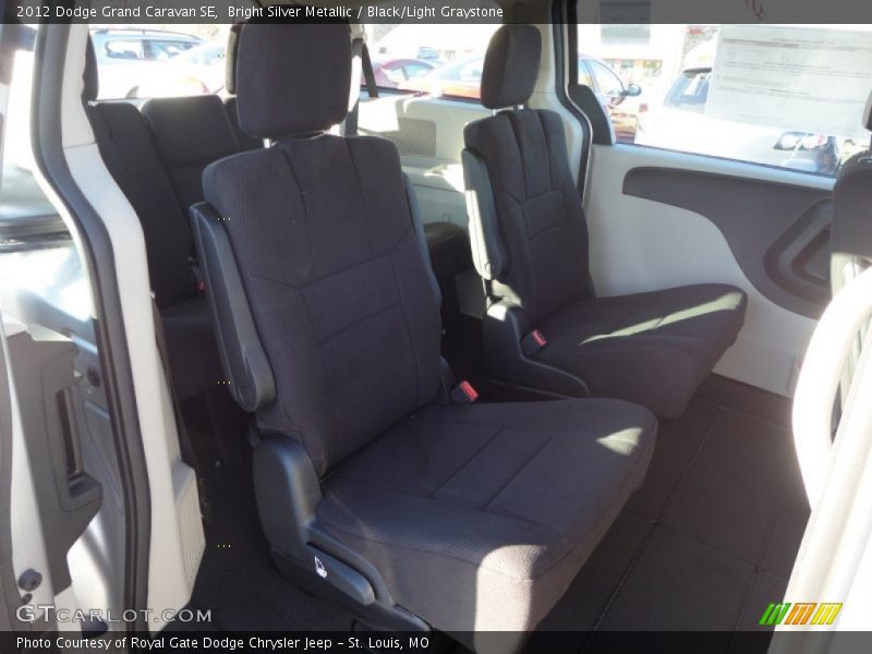 Bright Silver Metallic / Black/Light Graystone 2012 Dodge Grand Caravan SE