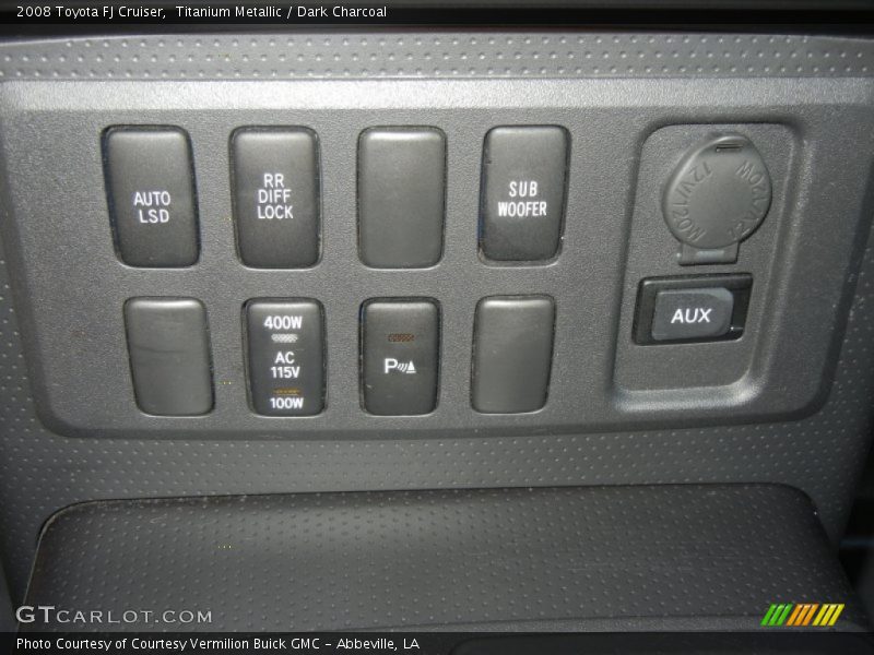 Titanium Metallic / Dark Charcoal 2008 Toyota FJ Cruiser