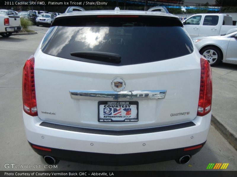 Platinum Ice Tricoat / Shale/Ebony 2011 Cadillac SRX FWD