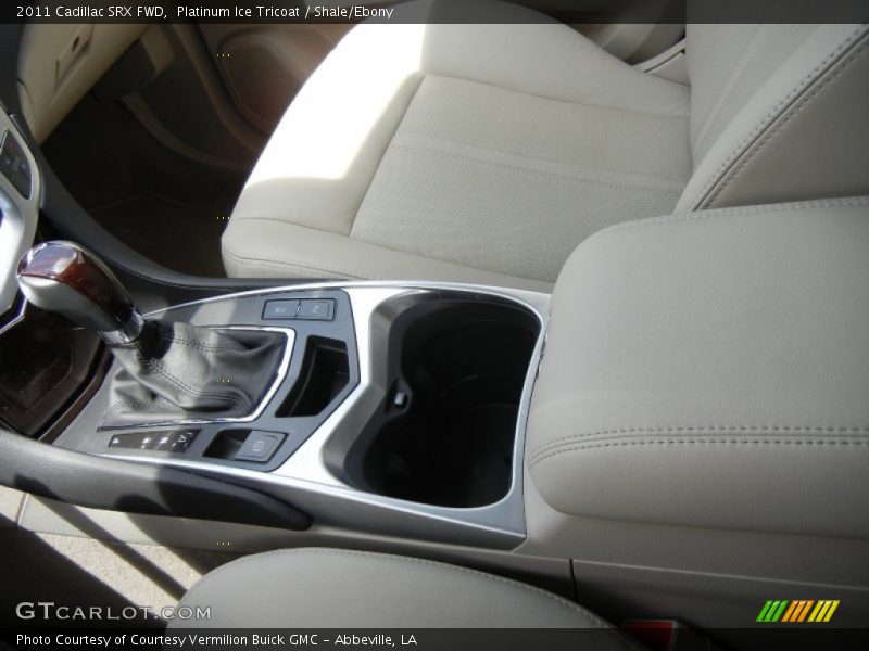 Platinum Ice Tricoat / Shale/Ebony 2011 Cadillac SRX FWD