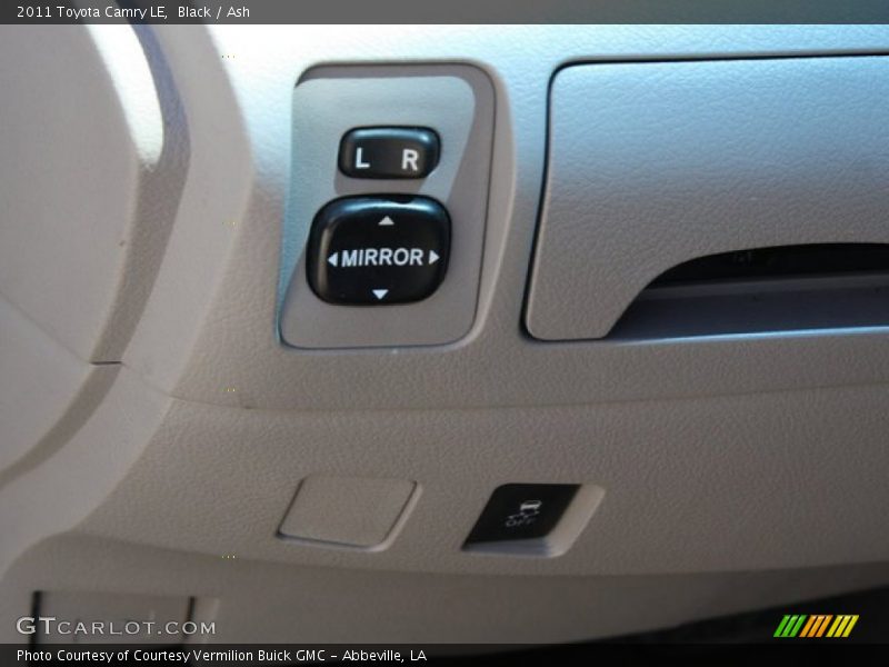 Black / Ash 2011 Toyota Camry LE