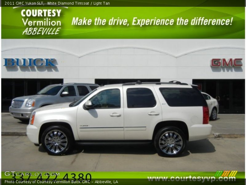 White Diamond Tintcoat / Light Tan 2011 GMC Yukon SLT