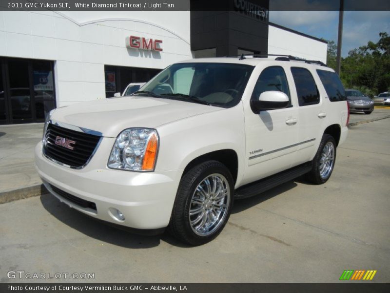 White Diamond Tintcoat / Light Tan 2011 GMC Yukon SLT