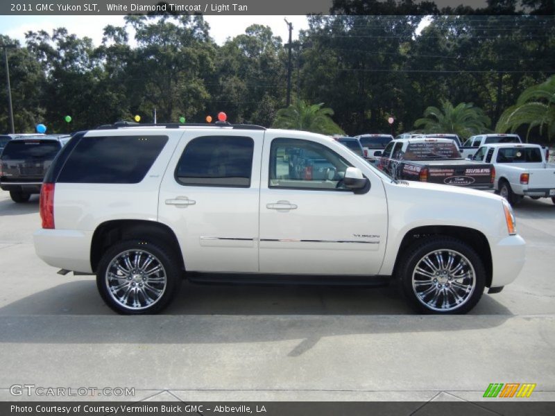 White Diamond Tintcoat / Light Tan 2011 GMC Yukon SLT