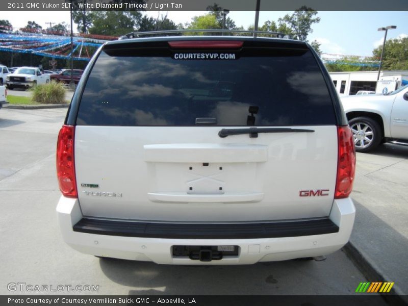 White Diamond Tintcoat / Light Tan 2011 GMC Yukon SLT