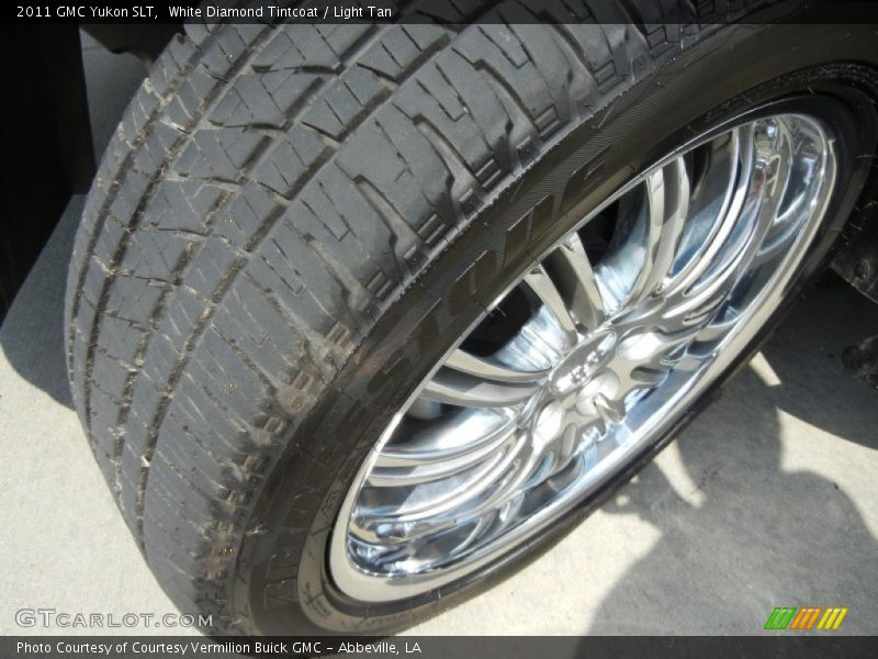 White Diamond Tintcoat / Light Tan 2011 GMC Yukon SLT