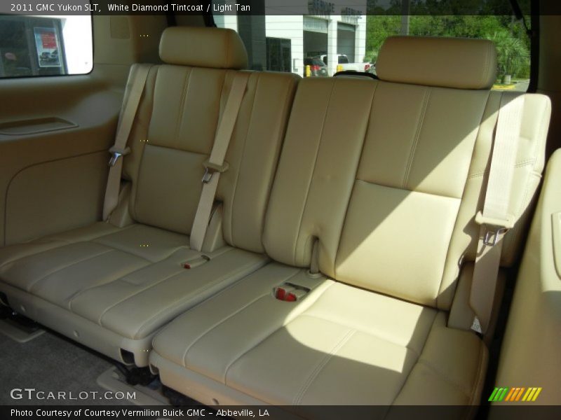 White Diamond Tintcoat / Light Tan 2011 GMC Yukon SLT