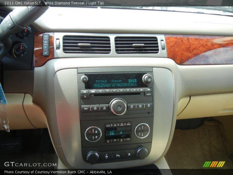 White Diamond Tintcoat / Light Tan 2011 GMC Yukon SLT