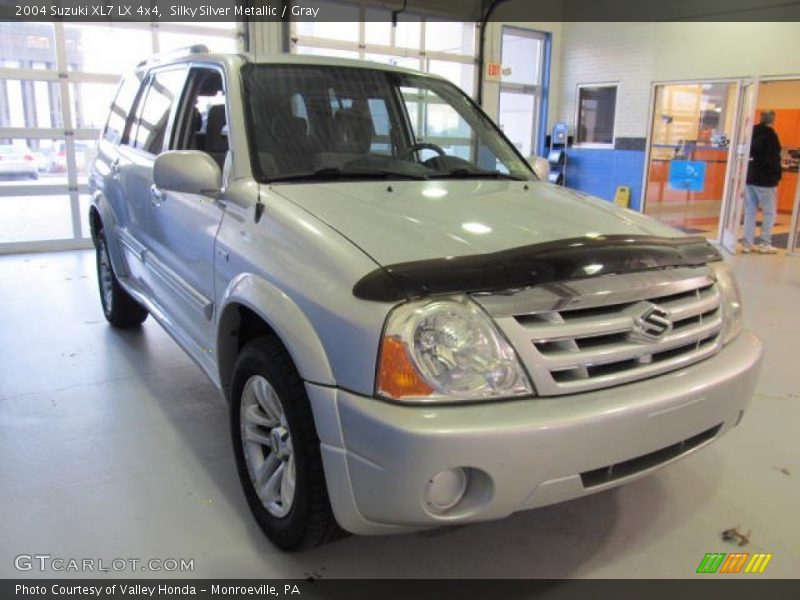 Silky Silver Metallic / Gray 2004 Suzuki XL7 LX 4x4
