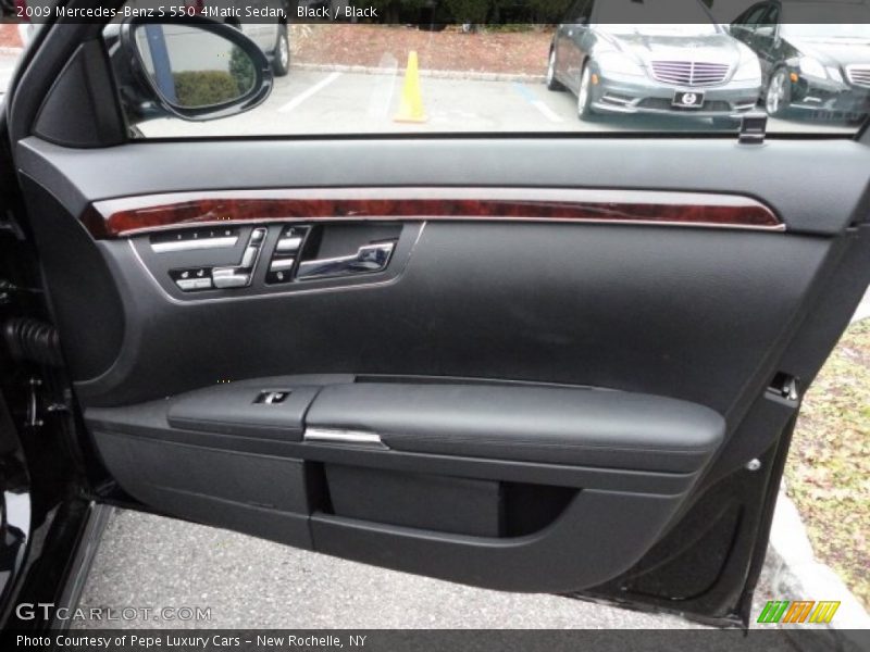 Black / Black 2009 Mercedes-Benz S 550 4Matic Sedan