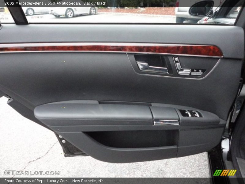 Black / Black 2009 Mercedes-Benz S 550 4Matic Sedan