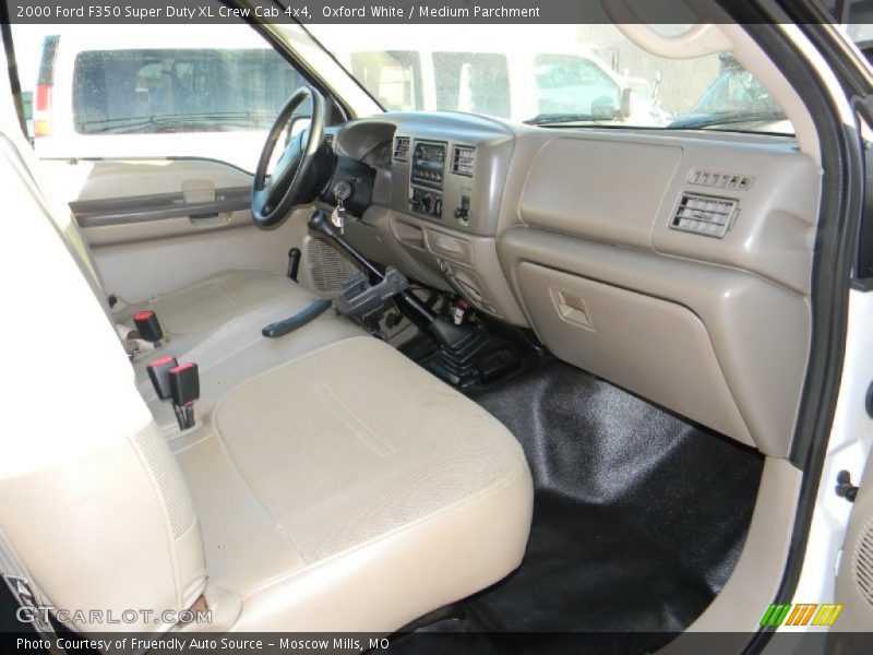 Oxford White / Medium Parchment 2000 Ford F350 Super Duty XL Crew Cab 4x4