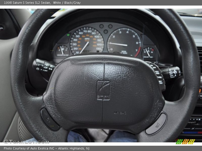 White / Black/Gray 1998 Saturn S Series SL2 Sedan