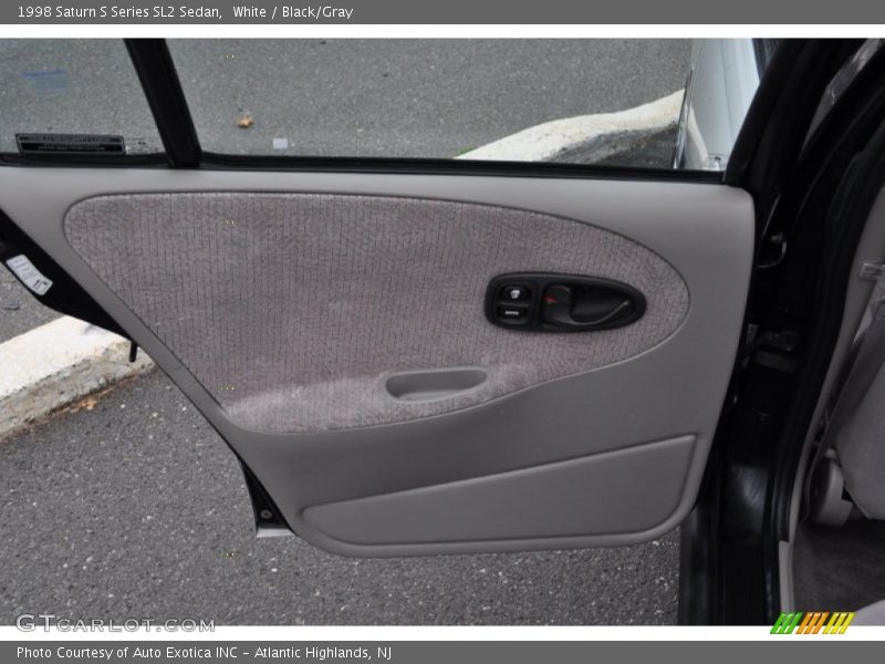 Door Panel of 1998 S Series SL2 Sedan