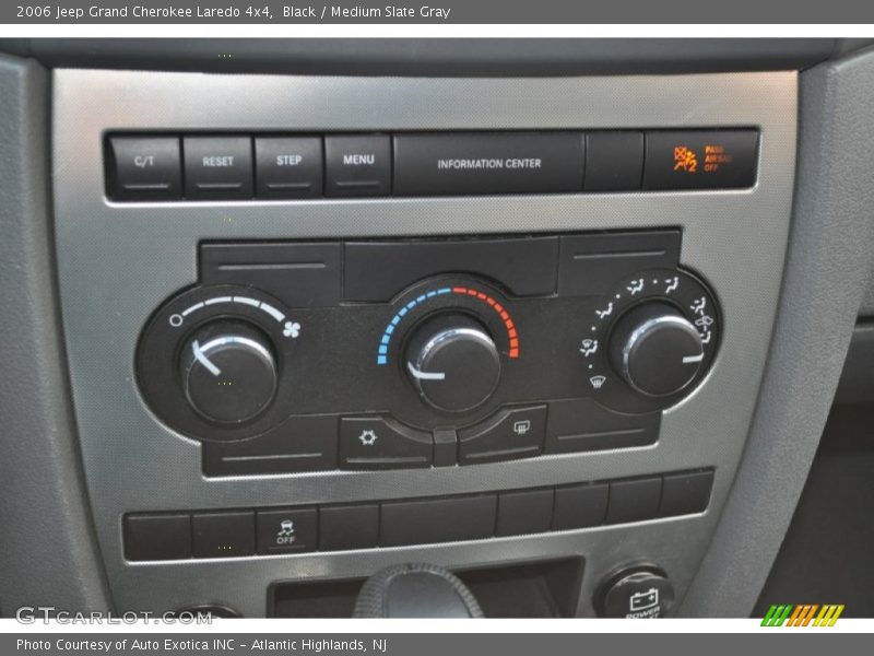 Black / Medium Slate Gray 2006 Jeep Grand Cherokee Laredo 4x4