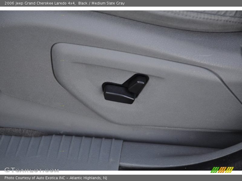 Black / Medium Slate Gray 2006 Jeep Grand Cherokee Laredo 4x4