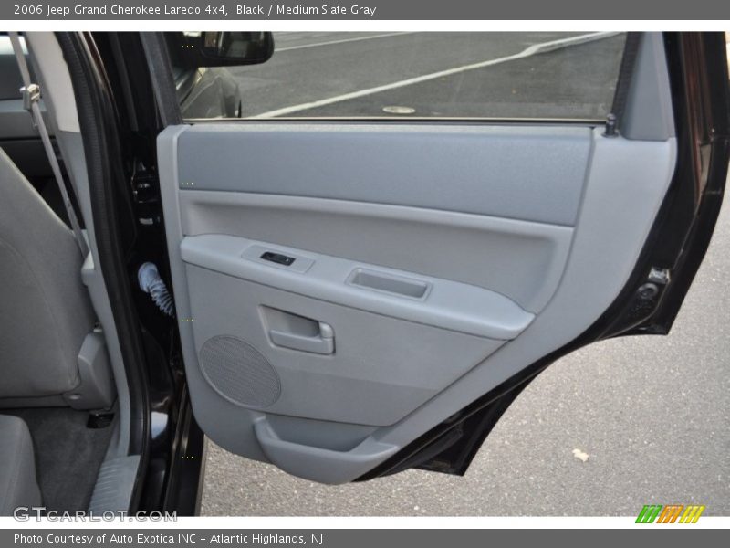 Black / Medium Slate Gray 2006 Jeep Grand Cherokee Laredo 4x4