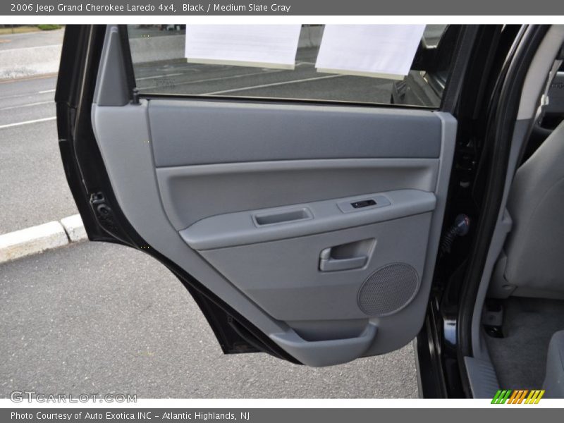 Black / Medium Slate Gray 2006 Jeep Grand Cherokee Laredo 4x4