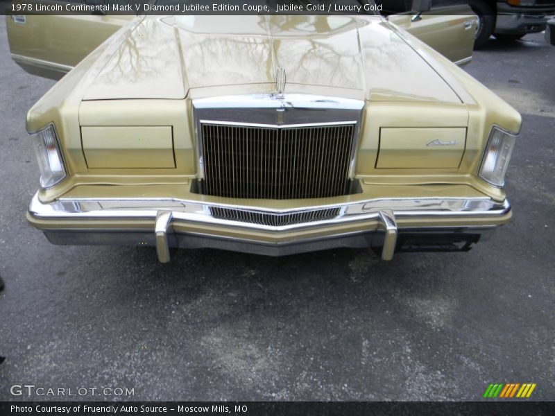 Jubilee Gold / Luxury Gold 1978 Lincoln Continental Mark V Diamond Jubilee Edition Coupe