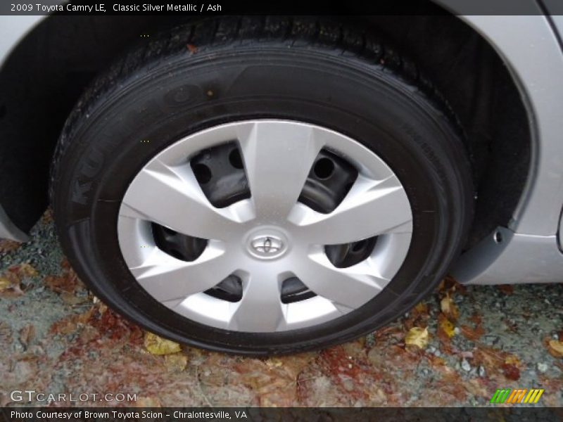 Classic Silver Metallic / Ash 2009 Toyota Camry LE