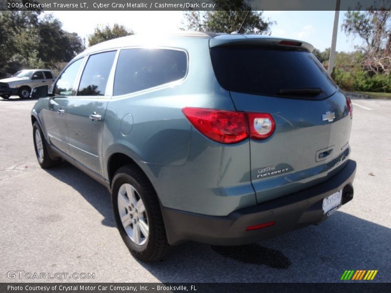Cyber Gray Metallic / Cashmere/Dark Gray 2009 Chevrolet Traverse LT