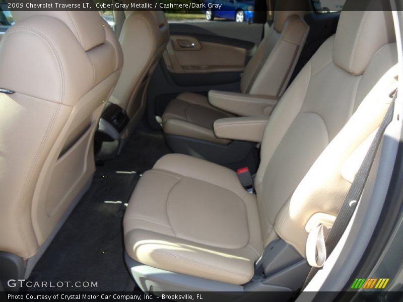 Cyber Gray Metallic / Cashmere/Dark Gray 2009 Chevrolet Traverse LT