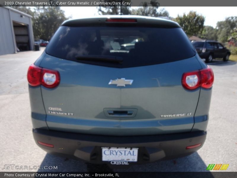 Cyber Gray Metallic / Cashmere/Dark Gray 2009 Chevrolet Traverse LT