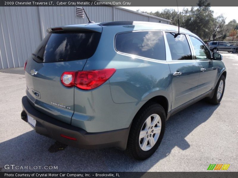 Cyber Gray Metallic / Cashmere/Dark Gray 2009 Chevrolet Traverse LT