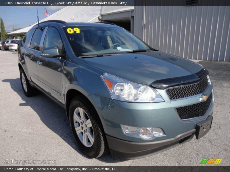 Cyber Gray Metallic / Cashmere/Dark Gray 2009 Chevrolet Traverse LT