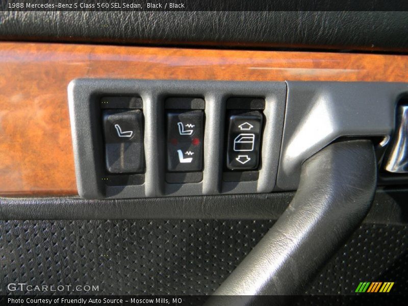 Controls of 1988 S Class 560 SEL Sedan