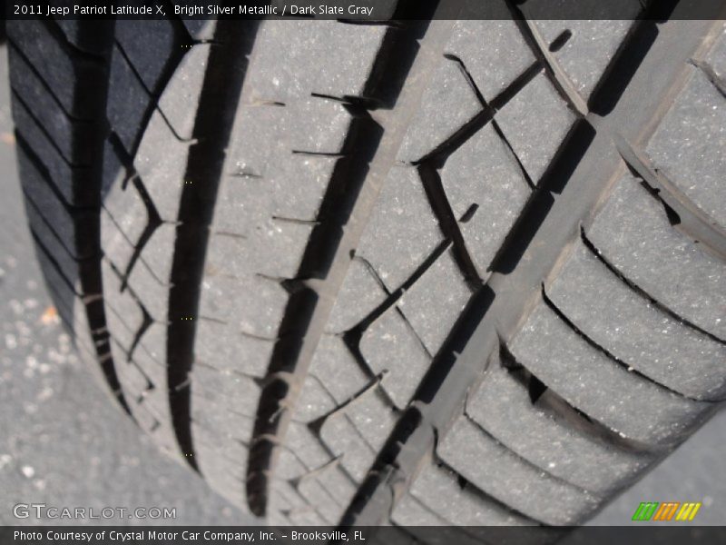 Bright Silver Metallic / Dark Slate Gray 2011 Jeep Patriot Latitude X