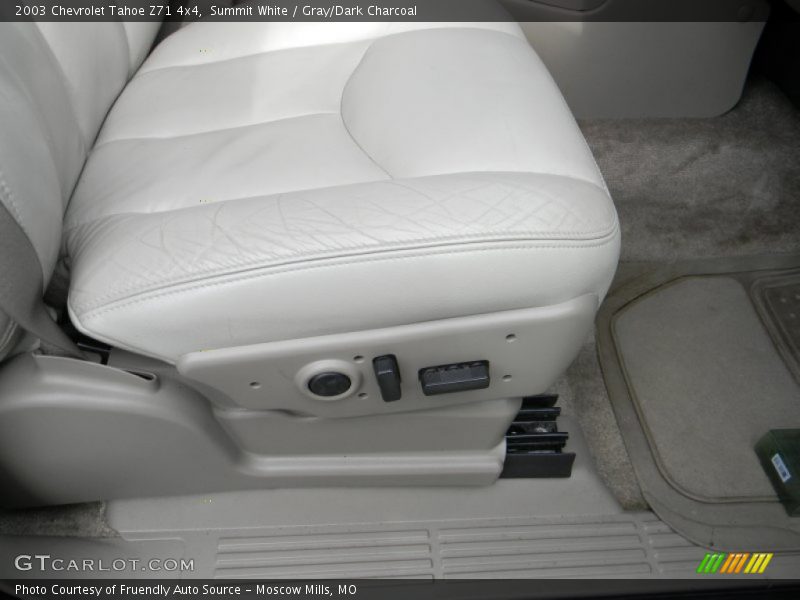Summit White / Gray/Dark Charcoal 2003 Chevrolet Tahoe Z71 4x4