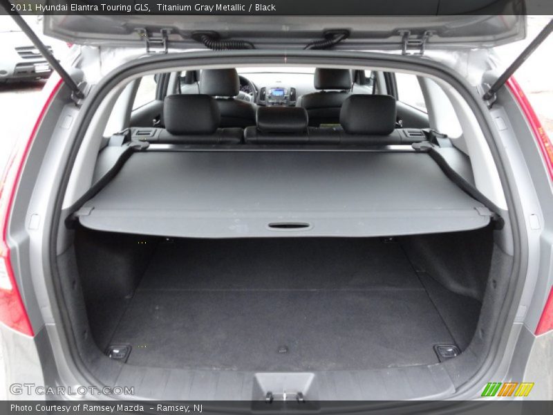 Titanium Gray Metallic / Black 2011 Hyundai Elantra Touring GLS