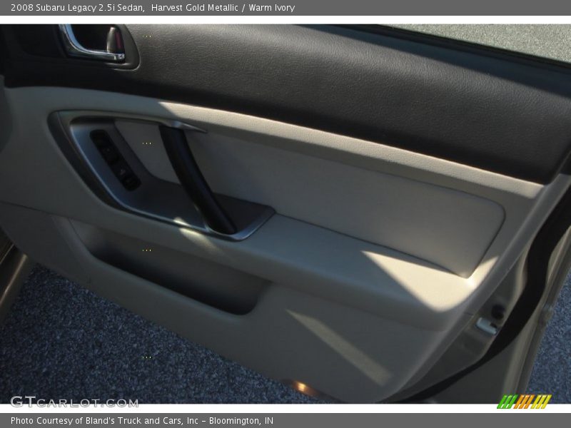 Harvest Gold Metallic / Warm Ivory 2008 Subaru Legacy 2.5i Sedan