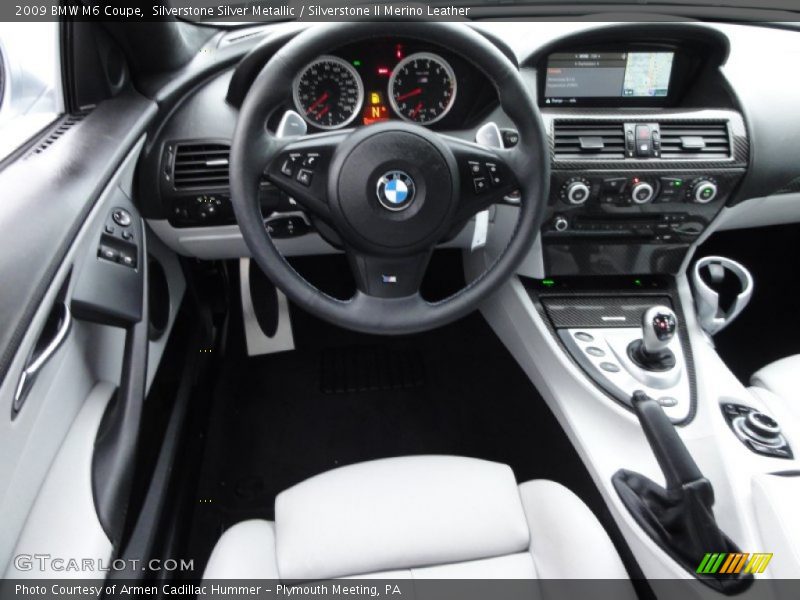 Dashboard of 2009 M6 Coupe