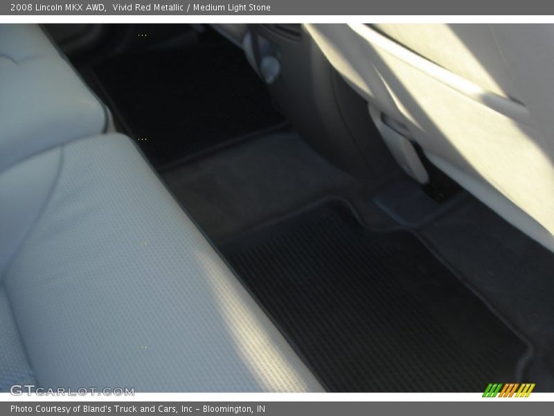 Vivid Red Metallic / Medium Light Stone 2008 Lincoln MKX AWD