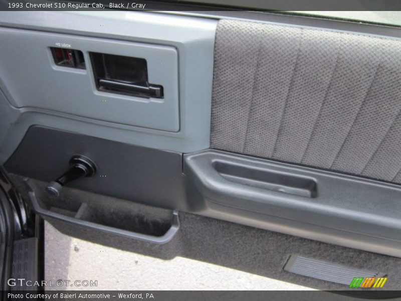Black / Gray 1993 Chevrolet S10 Regular Cab