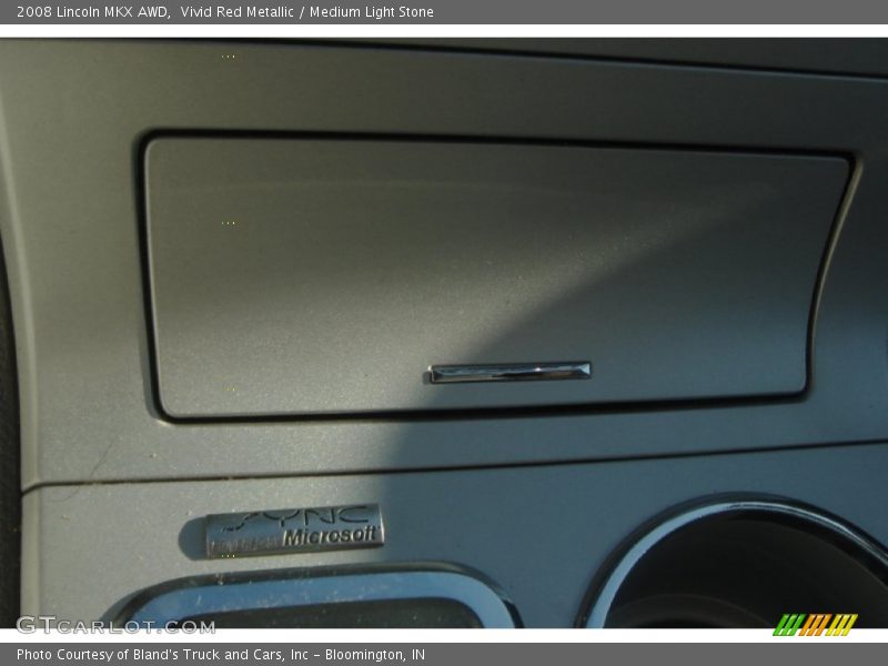 Vivid Red Metallic / Medium Light Stone 2008 Lincoln MKX AWD