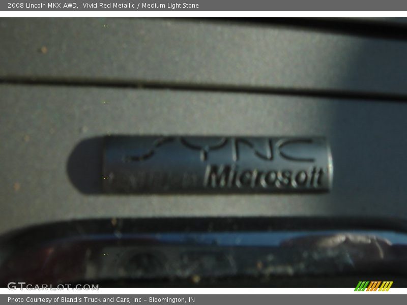 Vivid Red Metallic / Medium Light Stone 2008 Lincoln MKX AWD