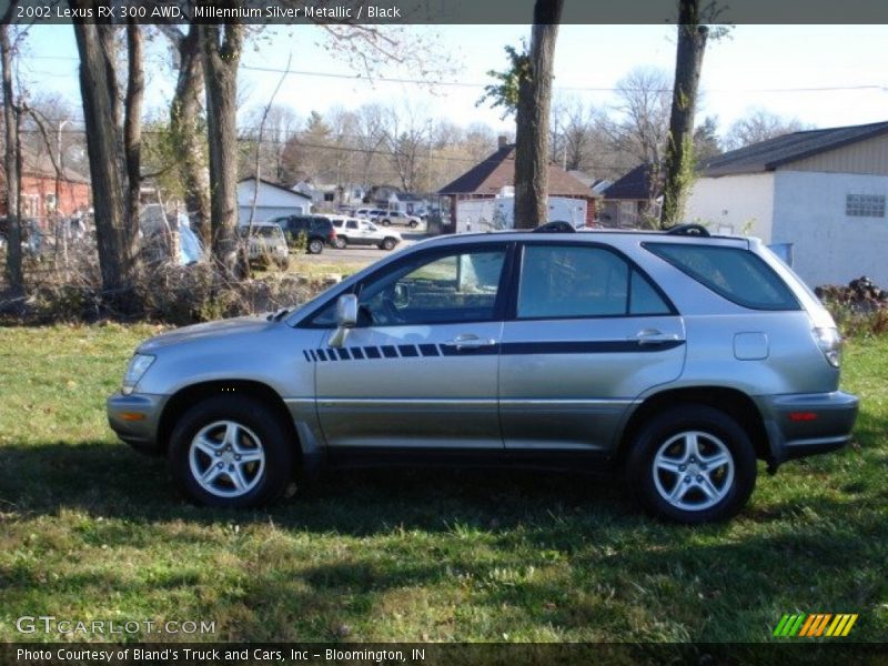 Millennium Silver Metallic / Black 2002 Lexus RX 300 AWD