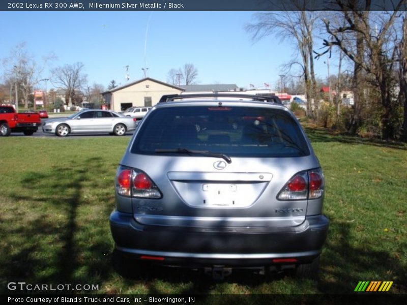 Millennium Silver Metallic / Black 2002 Lexus RX 300 AWD