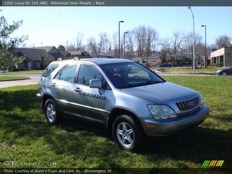 Millennium Silver Metallic / Black 2002 Lexus RX 300 AWD