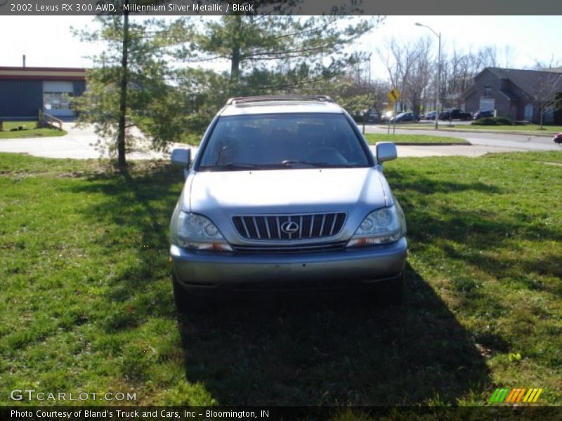 Millennium Silver Metallic / Black 2002 Lexus RX 300 AWD